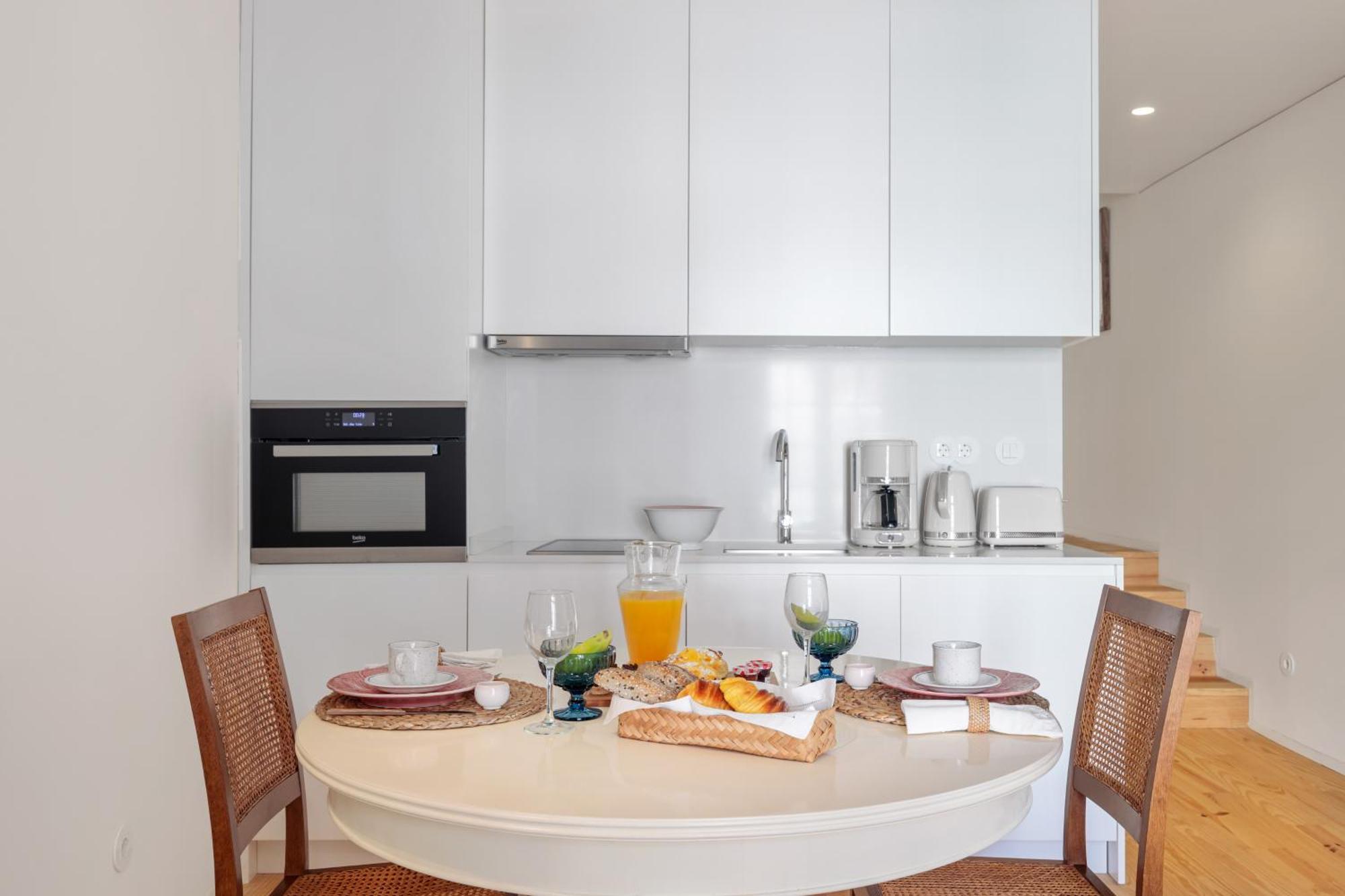 Inbloom Apartments Порту Номер фото