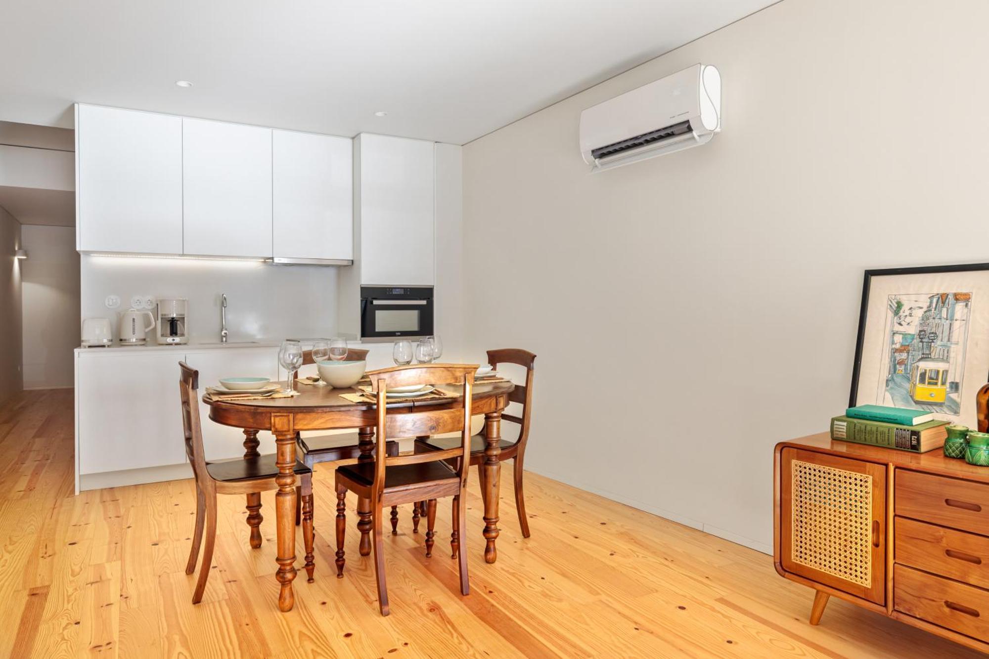 Inbloom Apartments Порту Номер фото