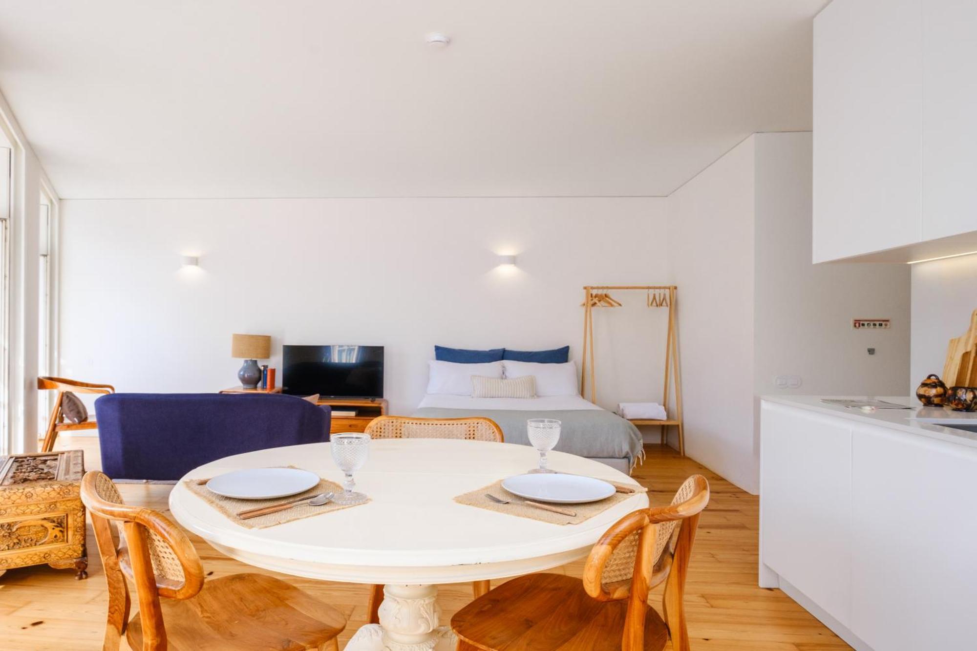 Inbloom Apartments Порту Номер фото