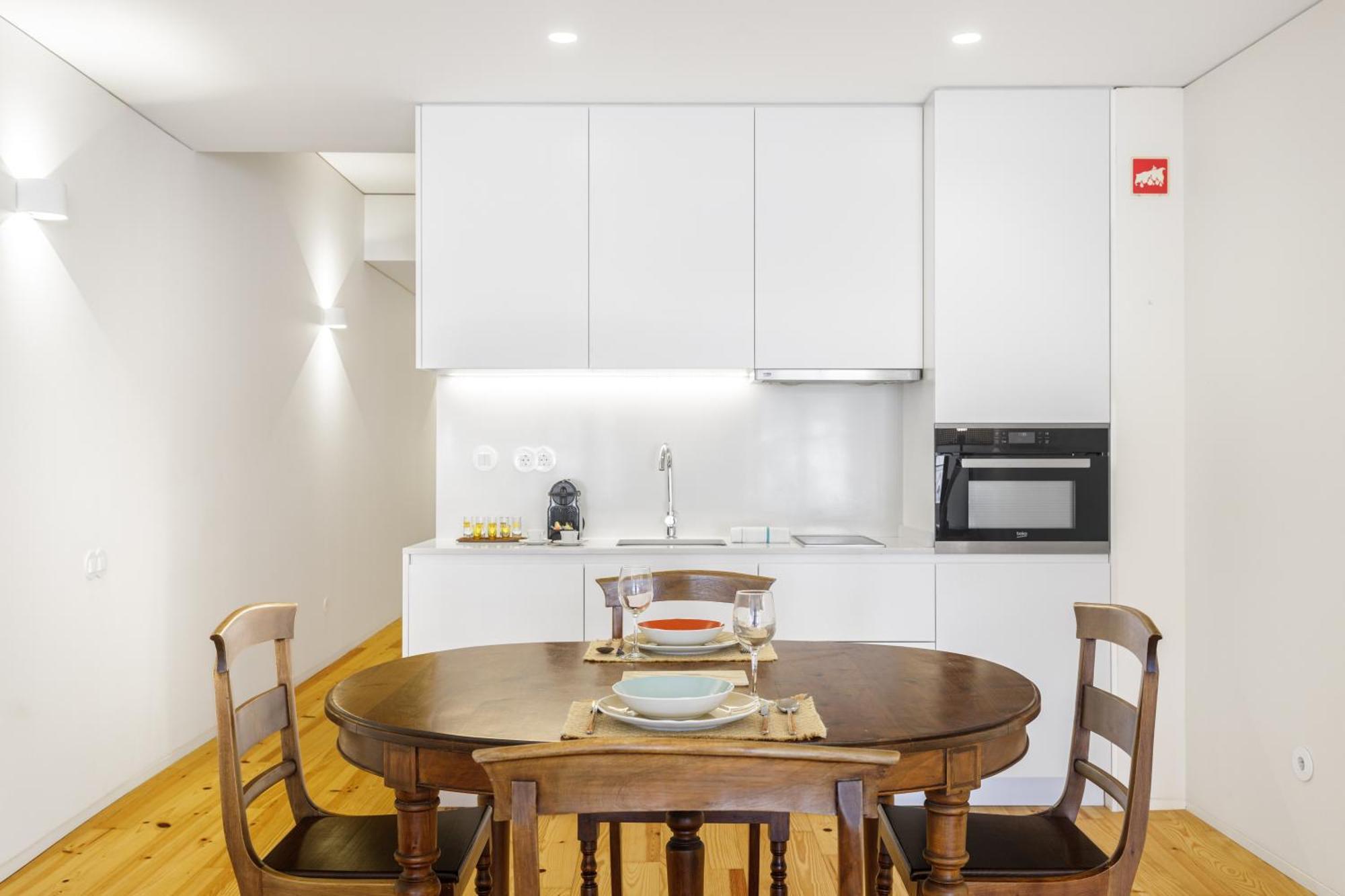 Inbloom Apartments Порту Номер фото
